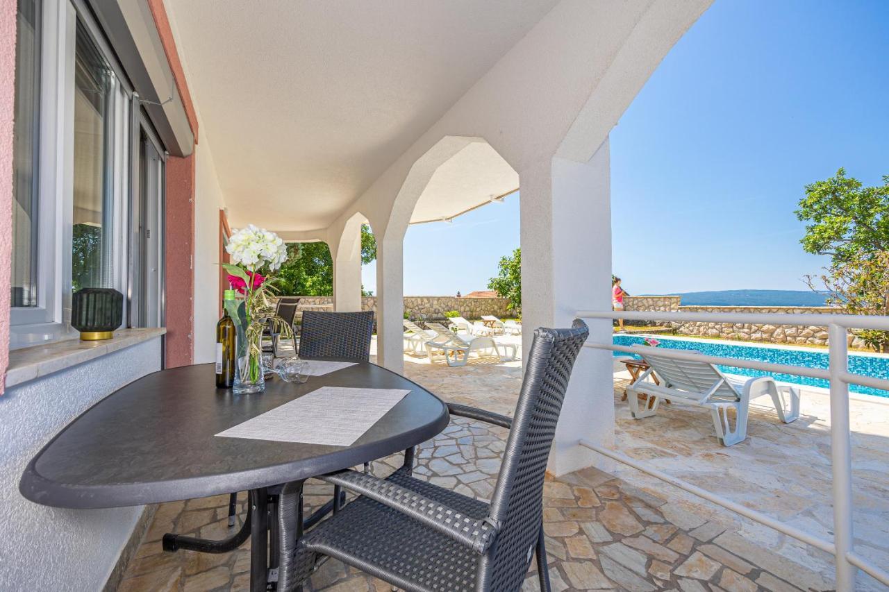 Bella Adria Apartmani Dramalj Buitenkant foto