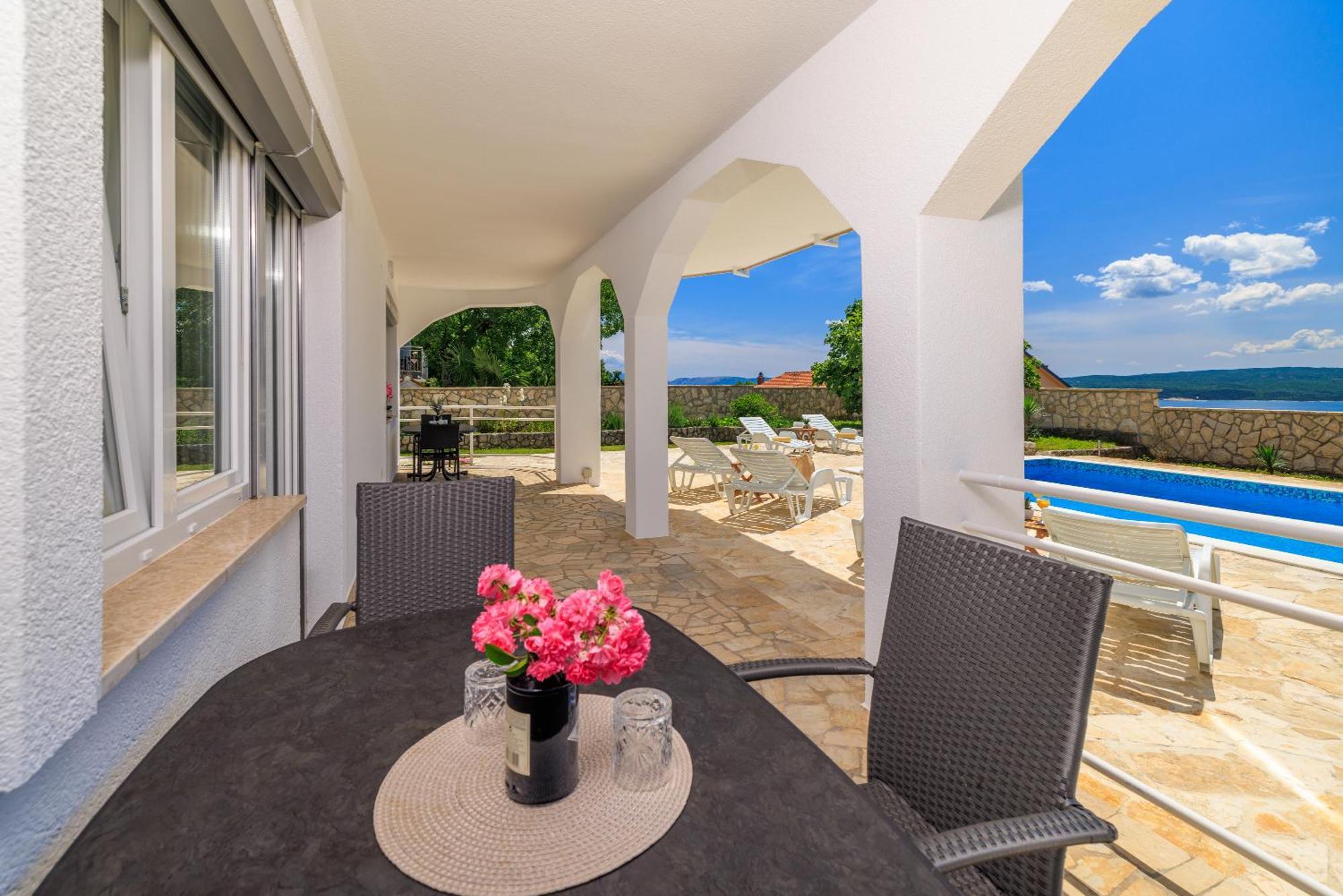 Bella Adria Apartmani Dramalj Buitenkant foto