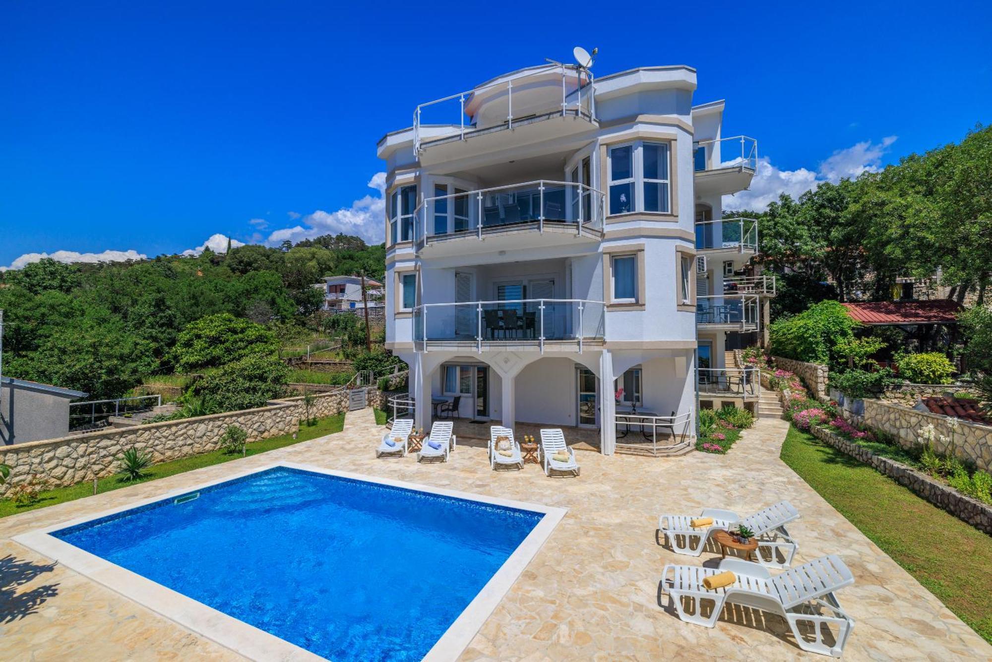 Bella Adria Apartmani Dramalj Buitenkant foto